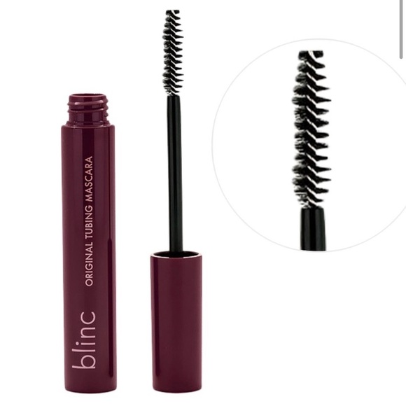 blinc Ultravolume Tubing Mascara Black
Full Size 9 mL / 0.3 fl oz - Picture 2 of 6